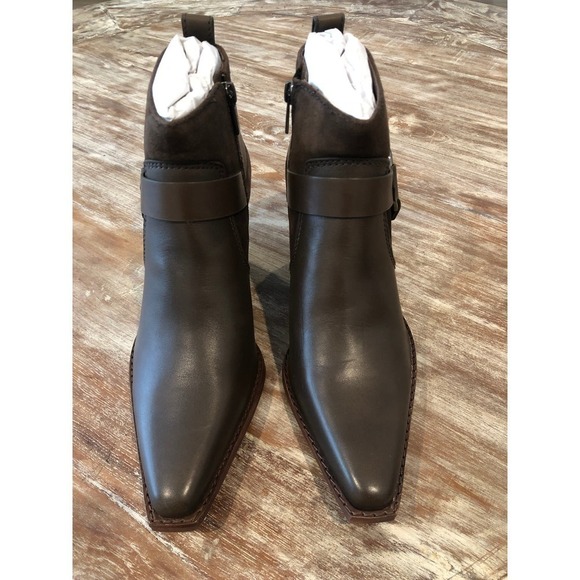 Vince Camuto Nenanie Bootie Pointed Toe Leather Suede Taupe NEW 9 - Picture 2 of 6